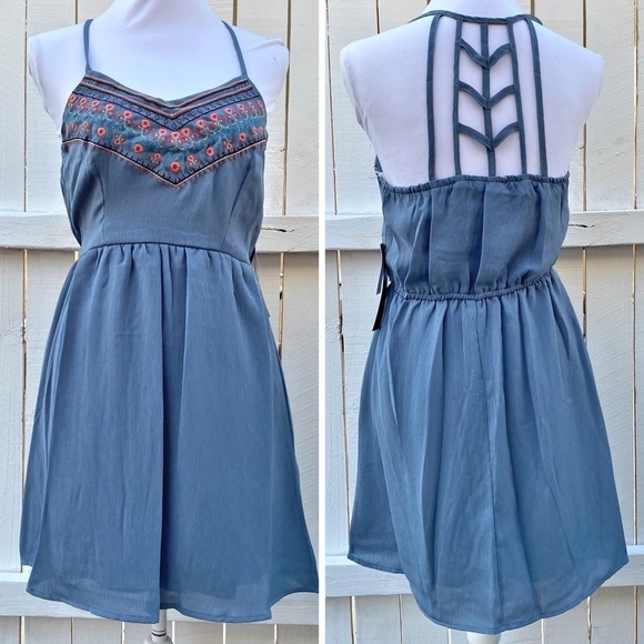 Trixxi Dresses & Skirts - Trixxi Strappy Dress Size M NEW WITH TAGS